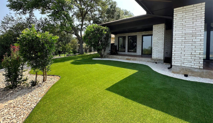 How Artificial Turf Is Useful in Urban Outdoor Living Spaces in Dallas-Fort Worth